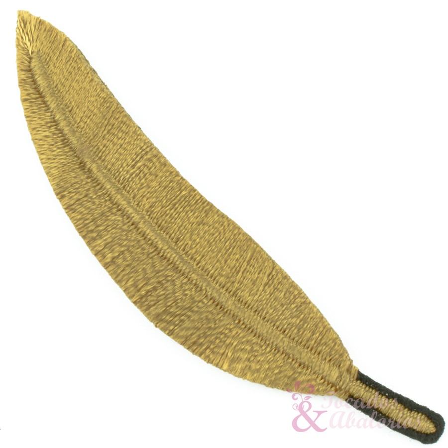 Pluma bordada termoadhesiva 7cm. Pluma bordada termoadhesiva 7cm.