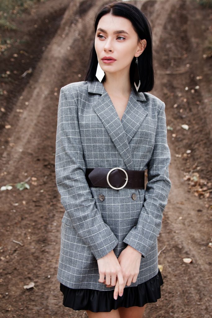 Veste femme grise ceinture noire